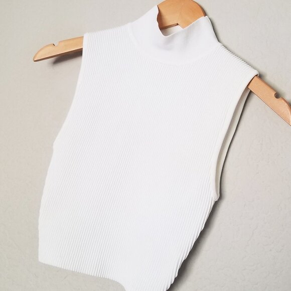 BABATON By Aritzia Sculpt Knit Mockneck Tank Size XS Ribbed Knit Crop White $68 - Picture 8 of 16